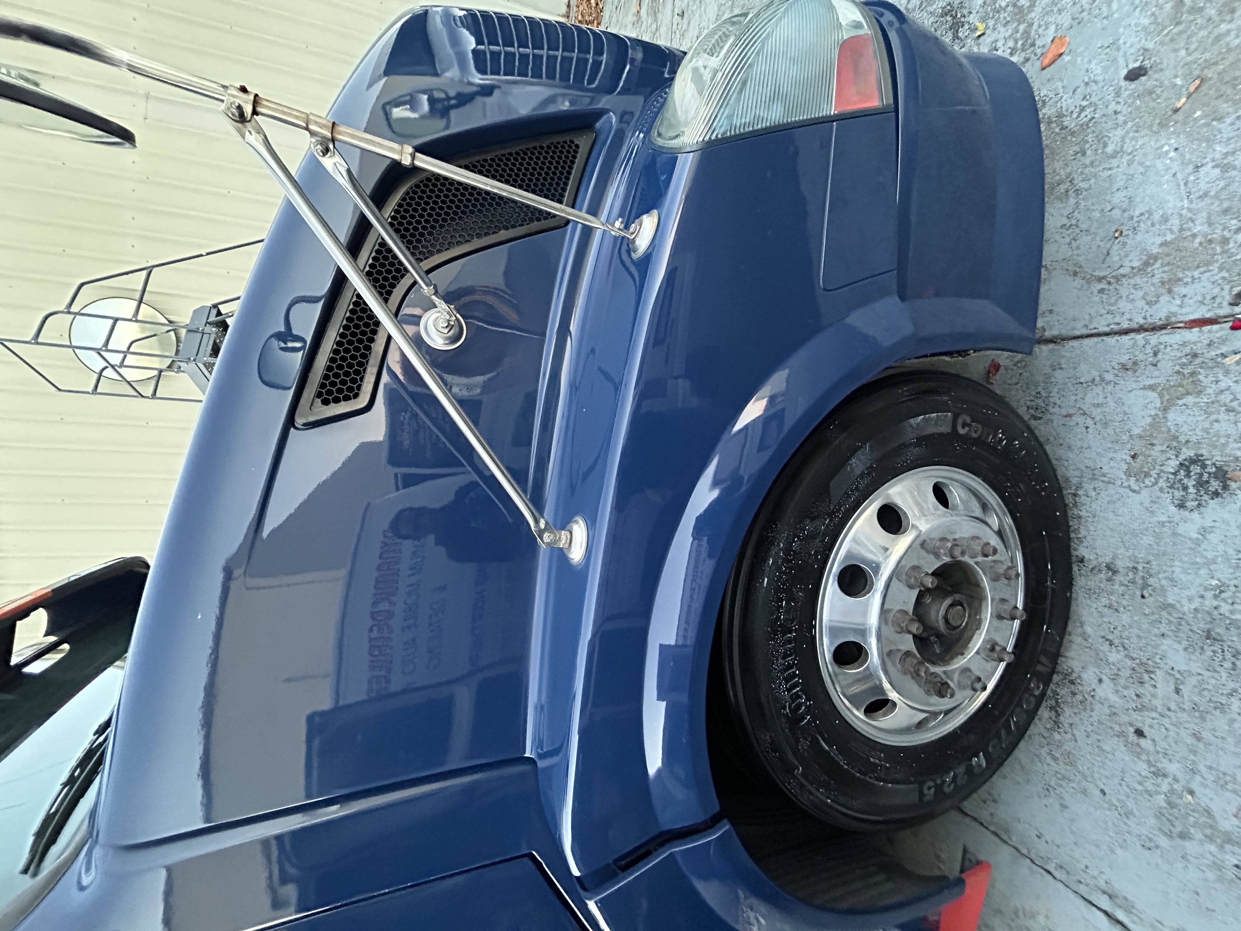 Hilldrup semi — polished chrome fuel tank after detail