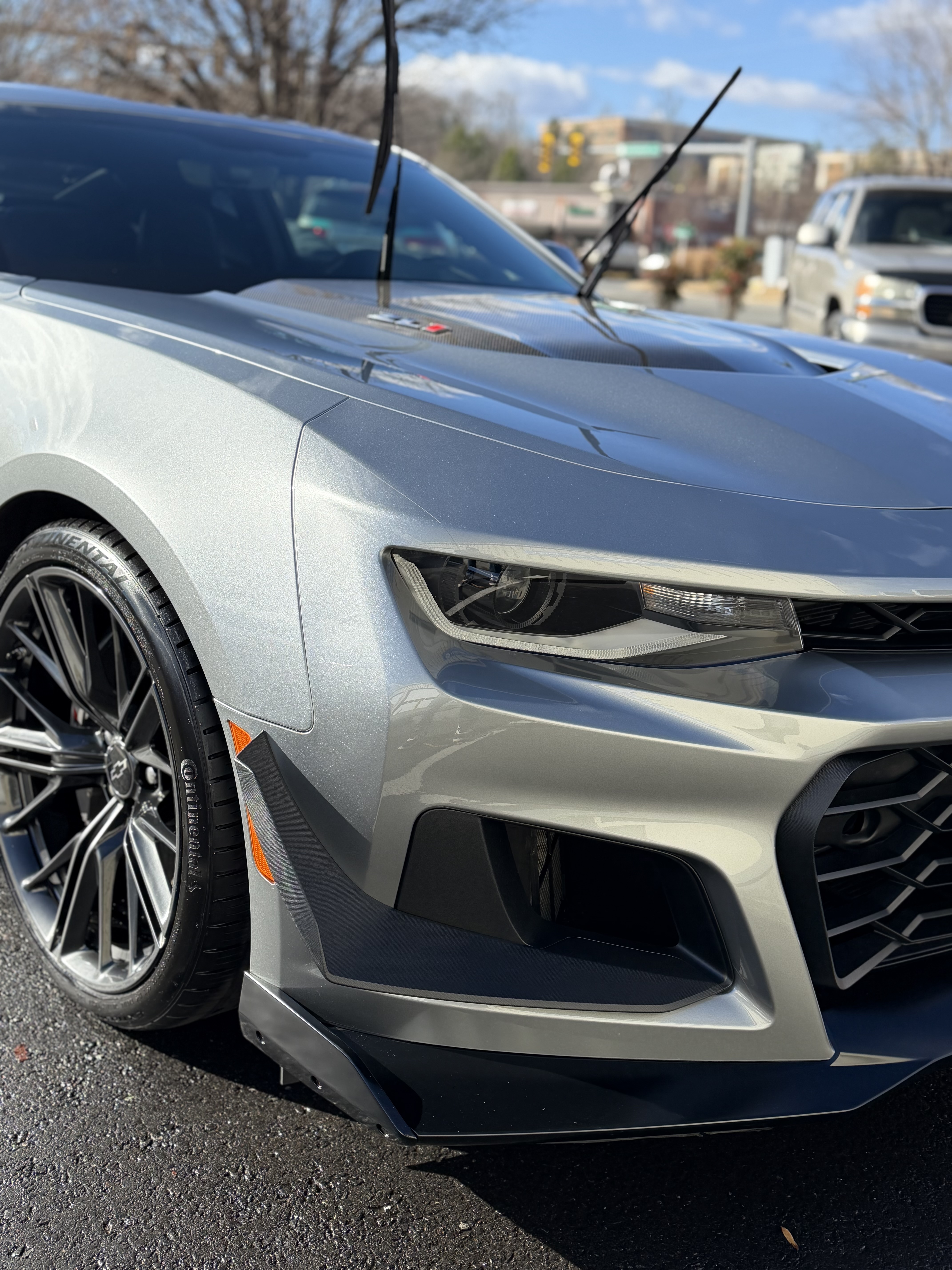 Camaro ZL1 — front end polished paint close up