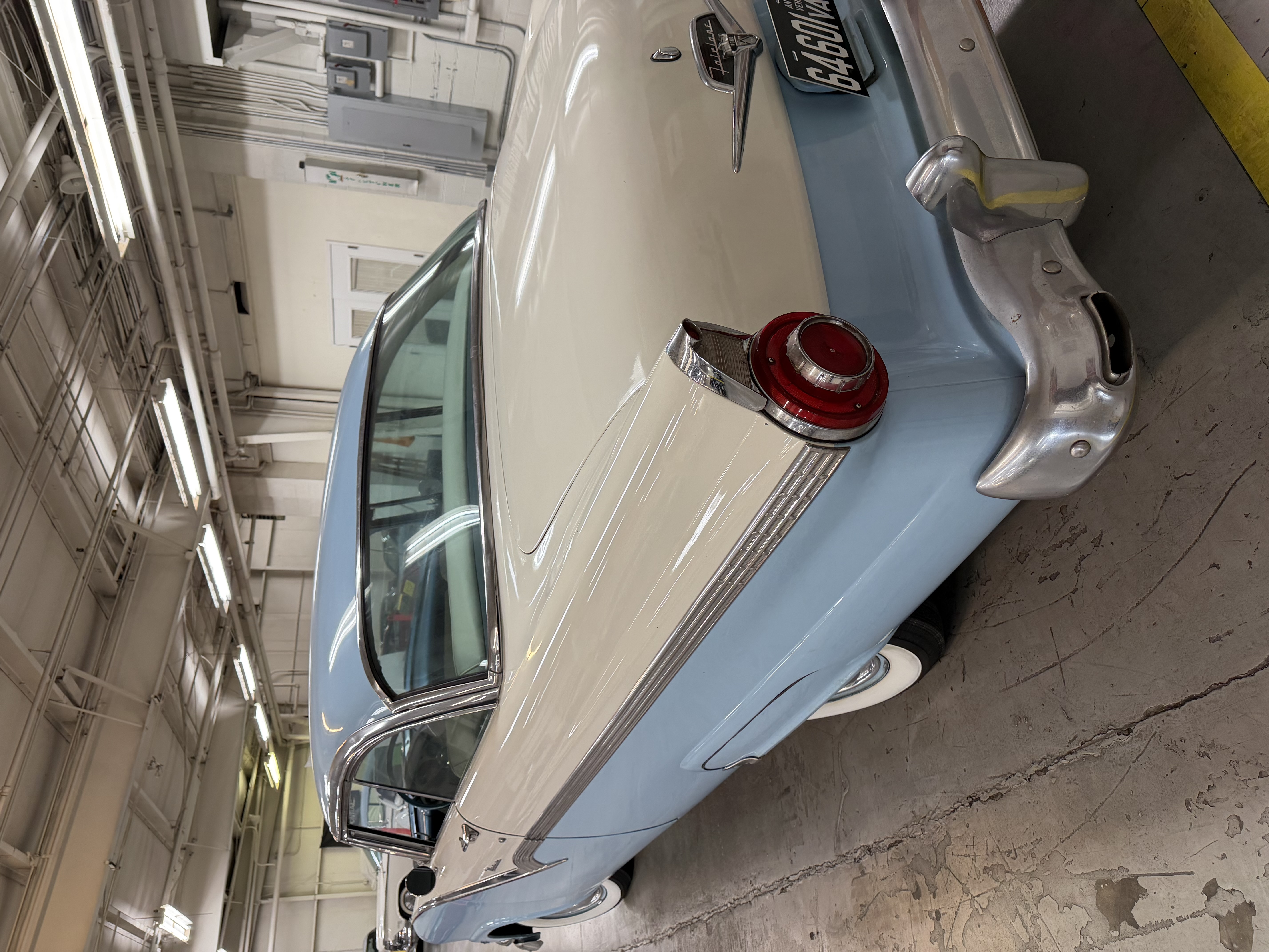 '57 Ford Fairlane Victoria — polished whitewall wheel